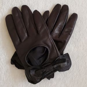 Genuine Lambskin Gloves with Bow Sz Sm